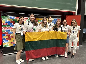 KTU studentė ruošia merginas informatikos olimpiadai – jų trūkumas šios srities olimpiadose itin ryškus